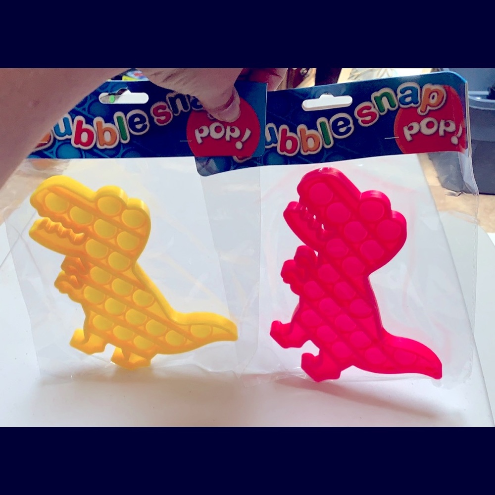 2 New toy Bubblesnap dinosaurs.